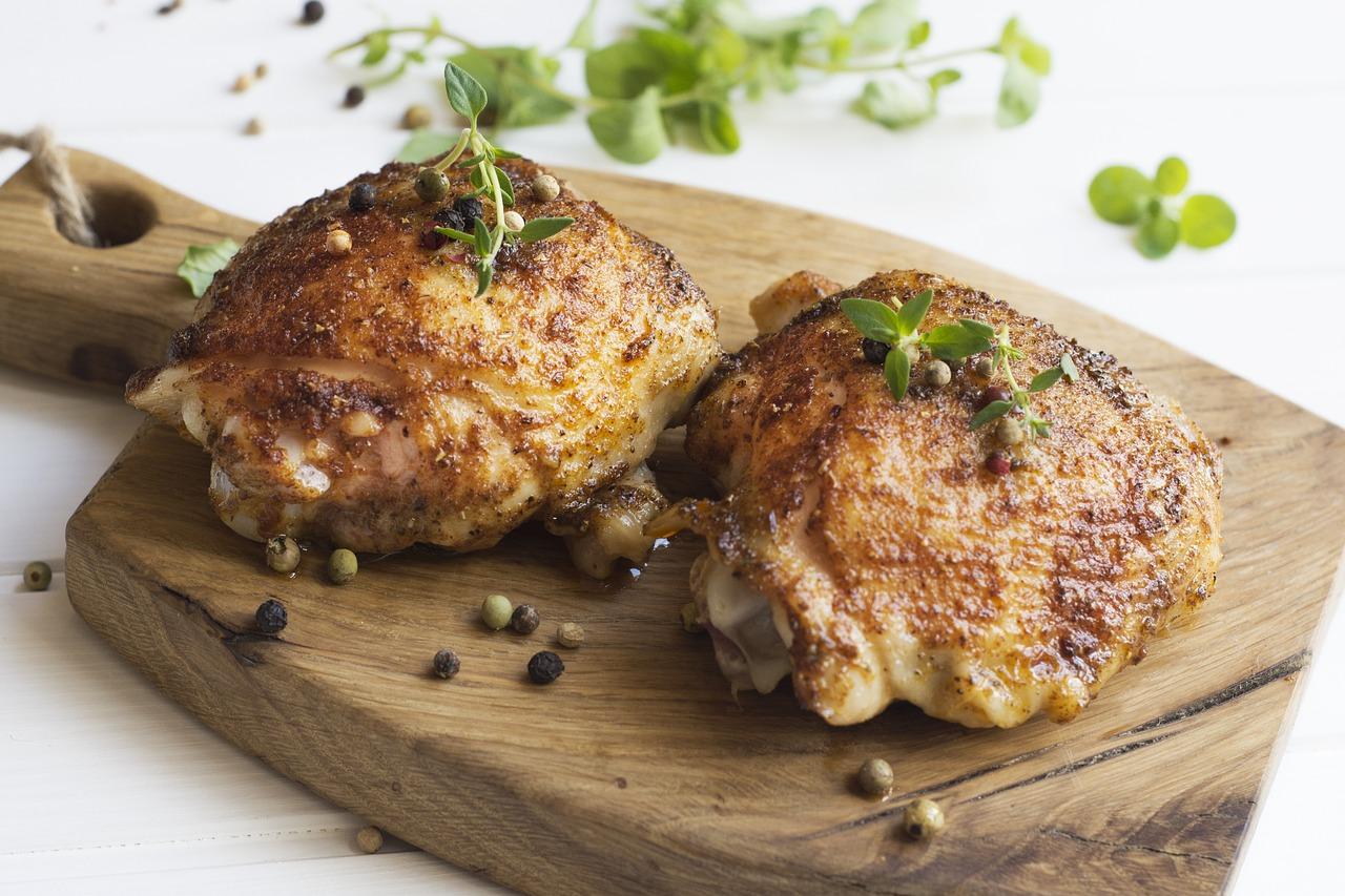 Easy and Delicious Oven Baked BBQ Chicken Legs Recipe

http://food-idea.org/